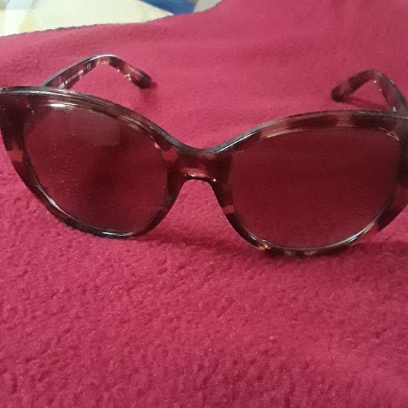 Sunglass - Picture 3 of 3